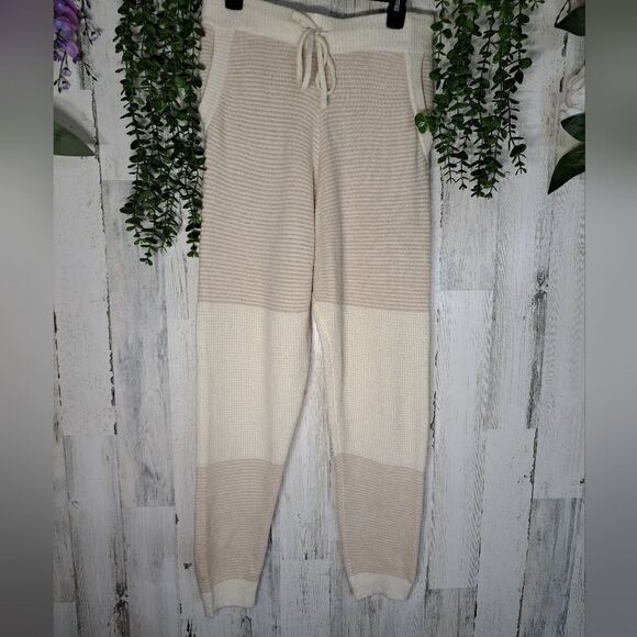 NWOT Fate Woven Joggers - Picture 1 of 12